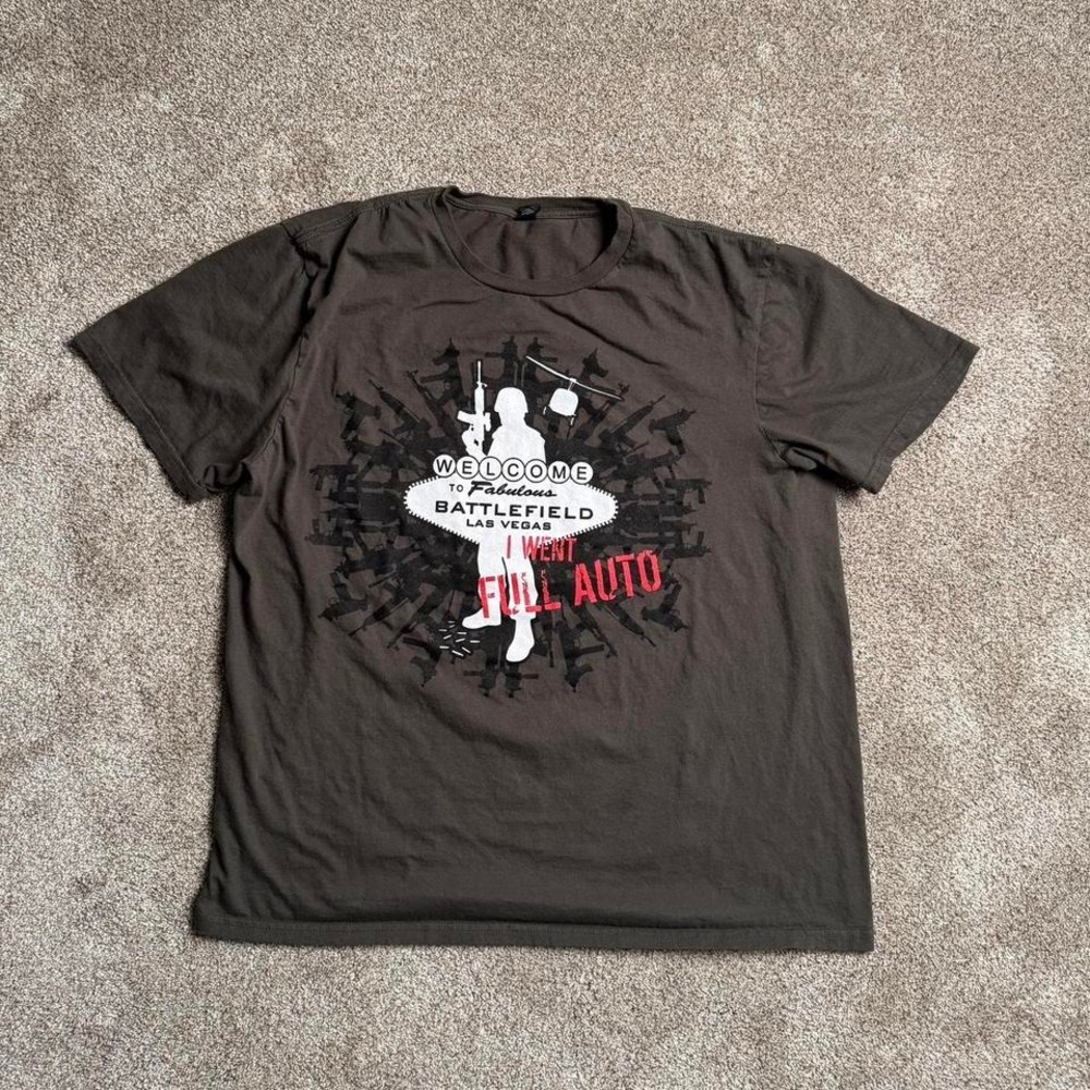 EARTH GREEN BATTLEFIELD LAS VEGAS GRAPHIC TEE